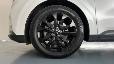 2023 KIA CARNIVAL gallery