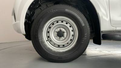 2020 NISSAN NAVARA gallery