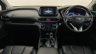 2018 HYUNDAI SANTA FE interior