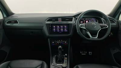 2021 VOLKSWAGEN TIGUAN interior