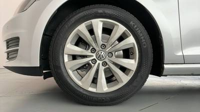 2015 VOLKSWAGEN GOLF gallery
