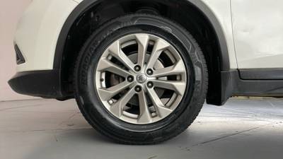 2015 NISSAN X-TRAIL gallery