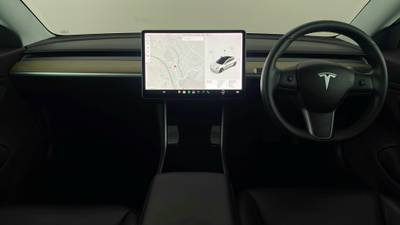 2019 Tesla Model 3 interior