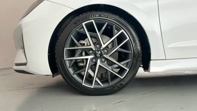 2019 Hyundai Elantra gallery
