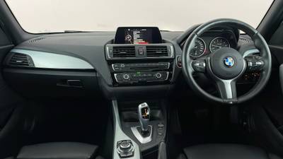 2016 BMW 1 SERIES interior