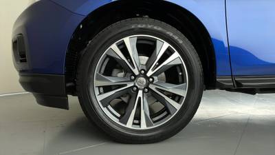 2017 NISSAN PATHFINDER gallery