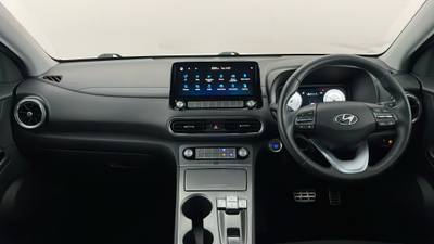 2023 HYUNDAI KONA interior