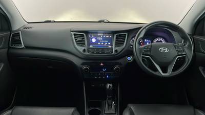 2017 HYUNDAI TUCSON interior