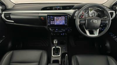 2023 Toyota Hilux interior